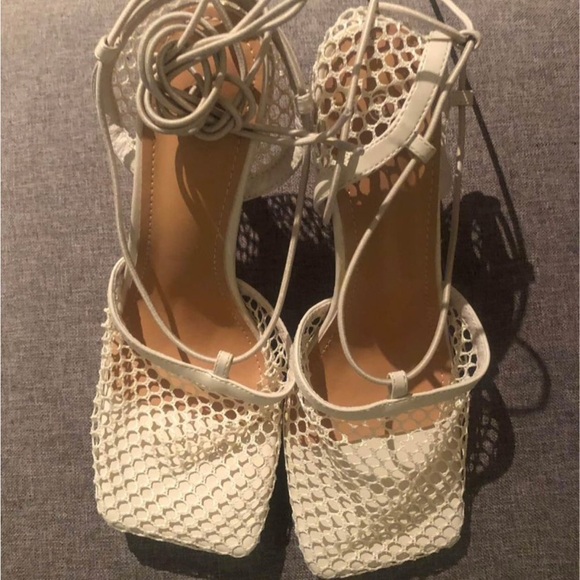 Square toe heels - Picture 1 of 2